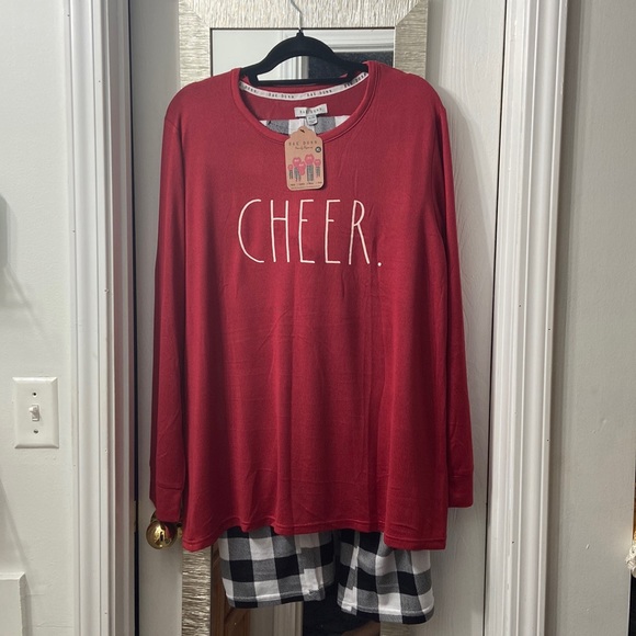 new pajamas from Brent Rae Dunn for Christmas ๐จ๐จ๐จ - Picture 1 of 4